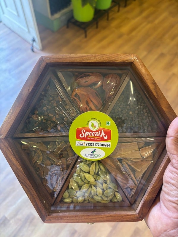 Speezia Spices